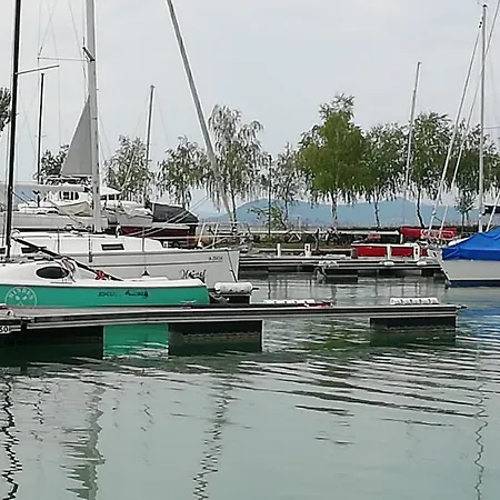 Apartment Plazs Balatonlelle