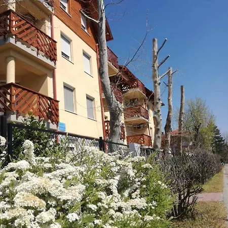 Plazs Apartment Balatonlelle
